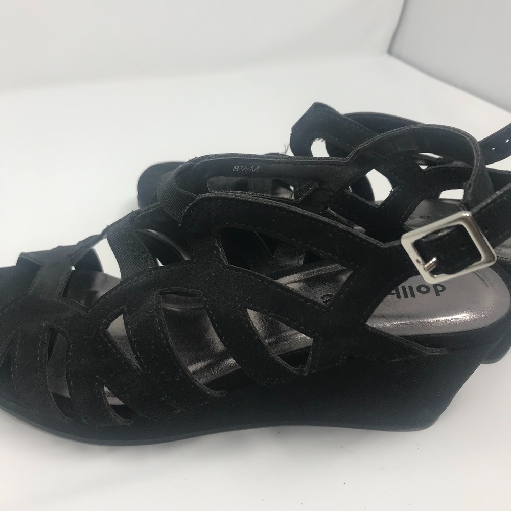 Black Wedged Sandals